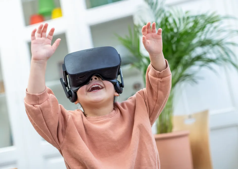 Kind met VR-bril Digitaal Atelier