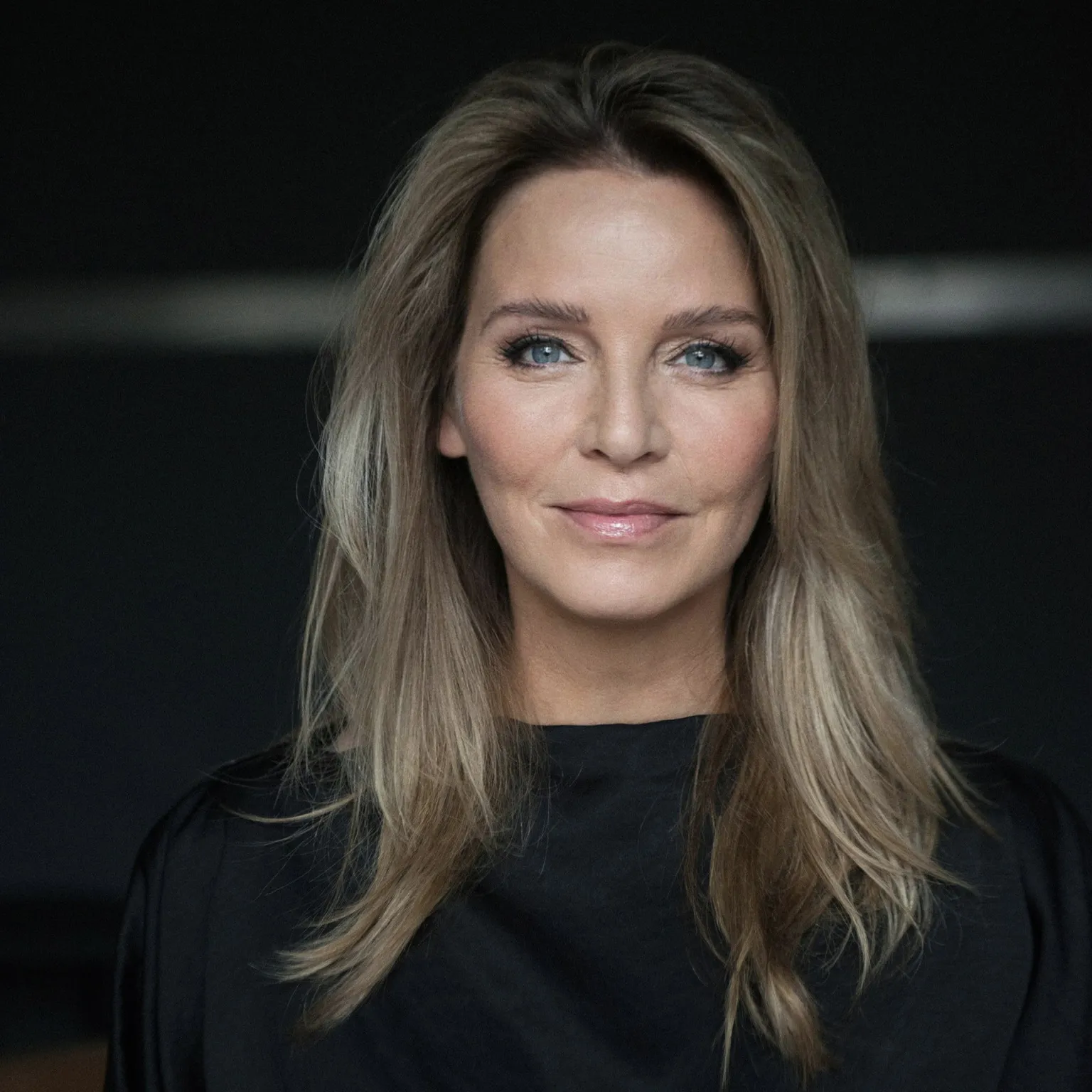 Foto van schrijfster Esther Verhoef